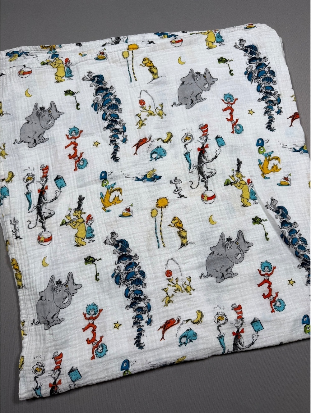 Pottery Barn Kids Dr Seuss Organic Cotton Muslin Swaddle Blanket 47x47